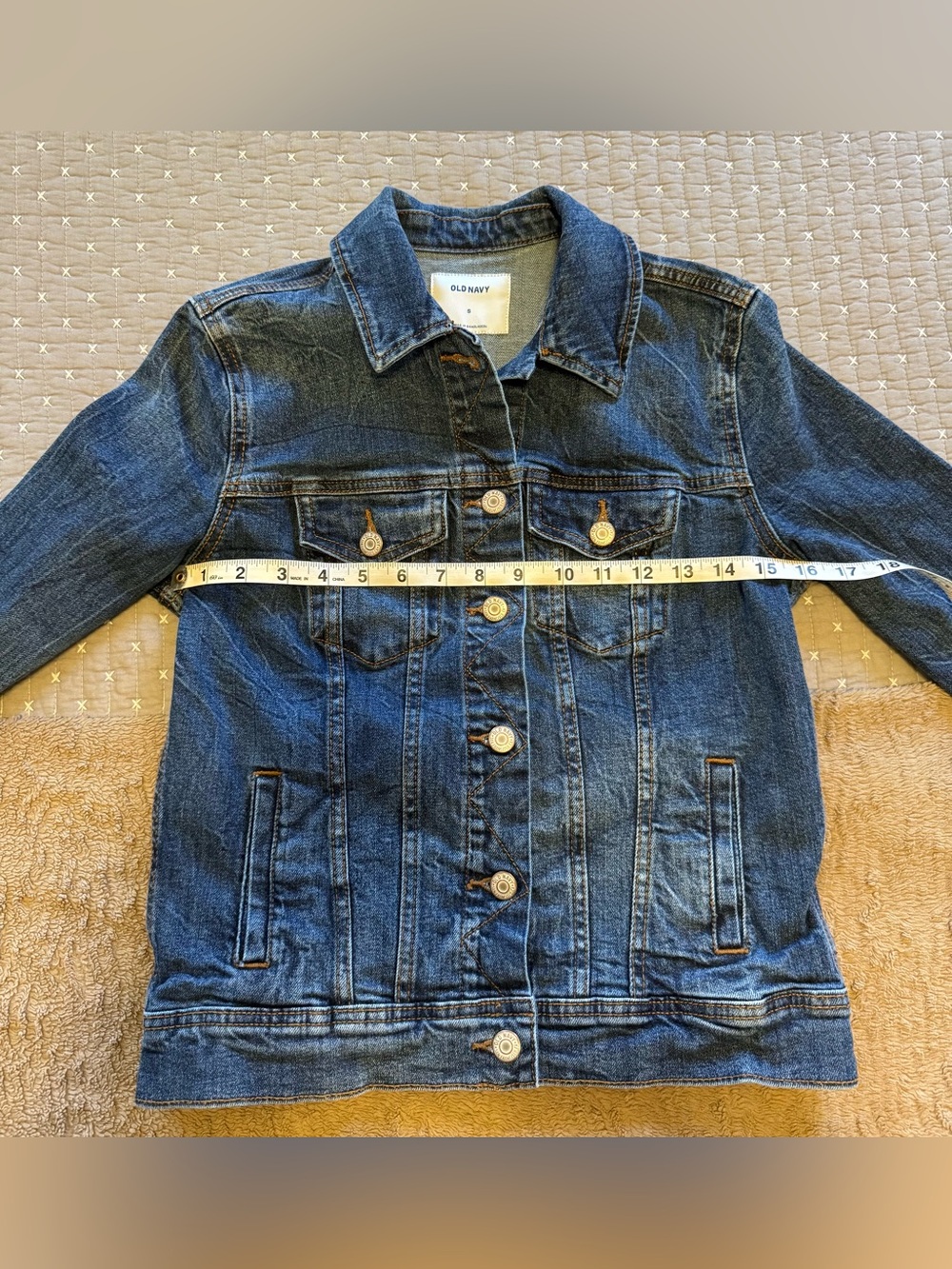 Old Navy Women’s Classic Denim Jean Jacket - Small